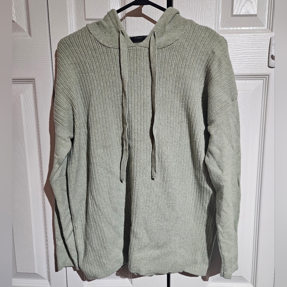 Super Soft Sweater in Light Green | Denver Hayes | Size Large